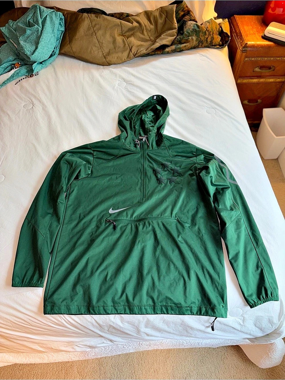 Nike Green Windbreaker Size Medium
